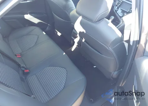 2018 Toyota Camry Se z USA, uszkodzony, nr VIN 4T1B11HK7JU621162